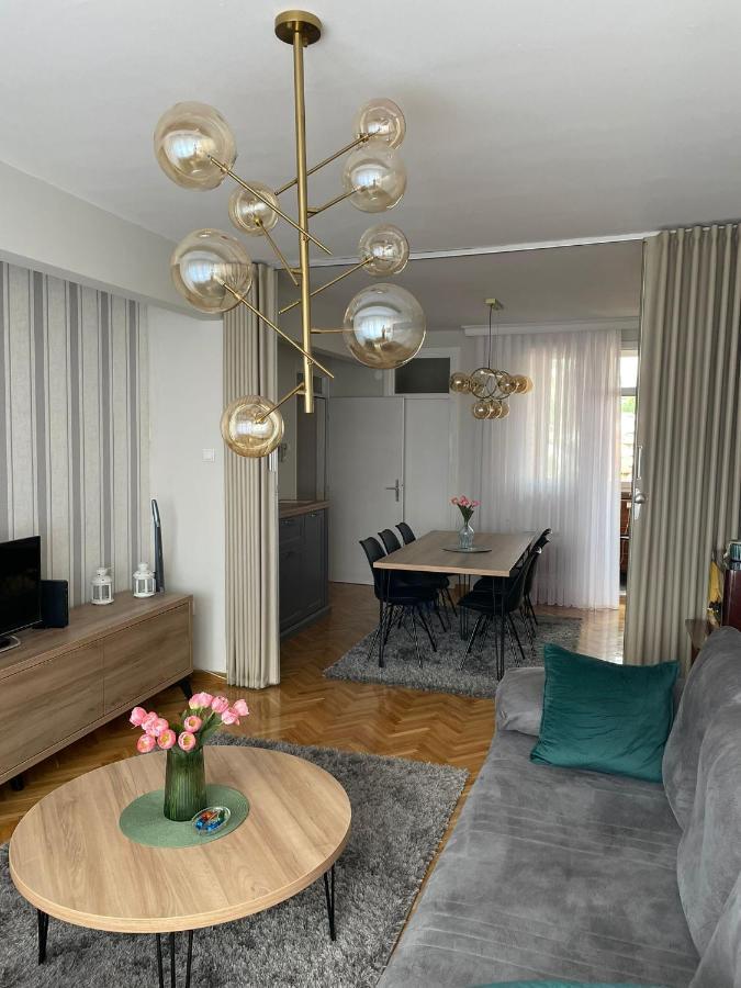 Apartman Filip Lux City Center Novi Pazar Exterior foto